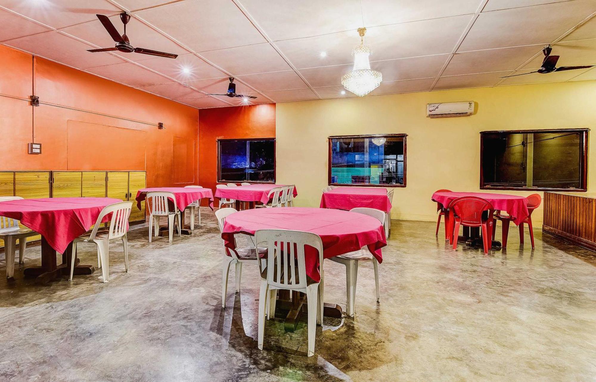 Spot On Durba 2 Hotel Tezpur Exterior foto