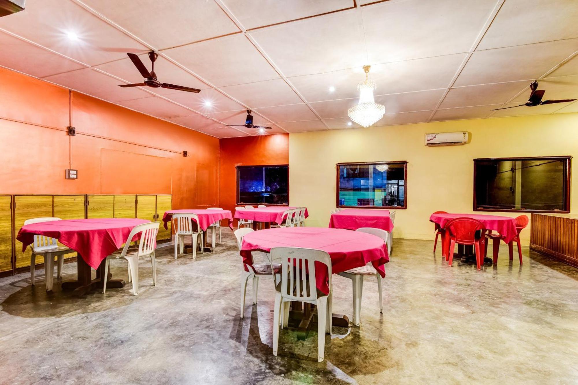 Spot On Durba 2 Hotel Tezpur Exterior foto